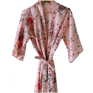 Floral pink silky satin short kimono bathrobe Cover Up lingerie bridal M